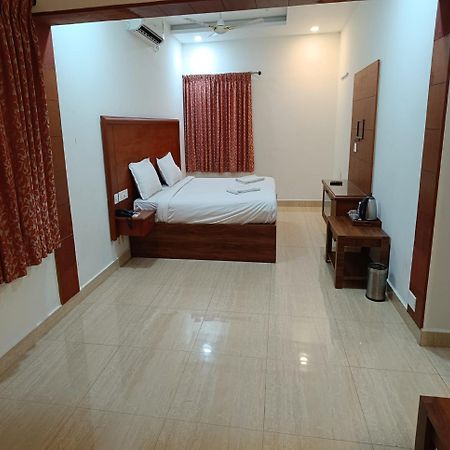 Azhagappa Residency Apartment Pondicherry Exterior photo